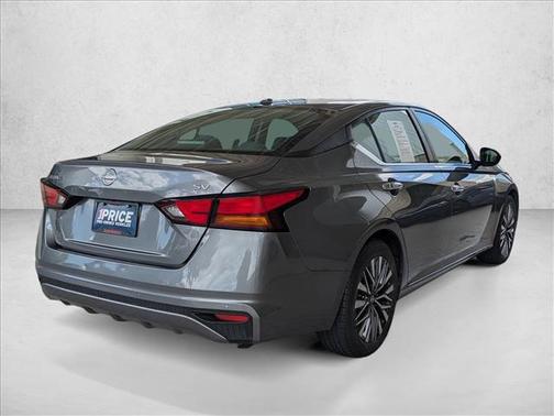 Gun Metallic 2024 Nissan Altima 2.5 SV