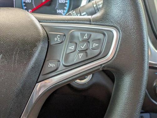Pepperdust Metallic 2018 Chevrolet Equinox LT