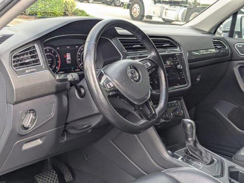 2018 Volkswagen Tiguan 2.0T SEL