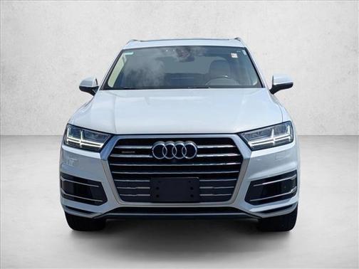 Glacier White Metallic 2017 Audi Q7 3.0T Premium