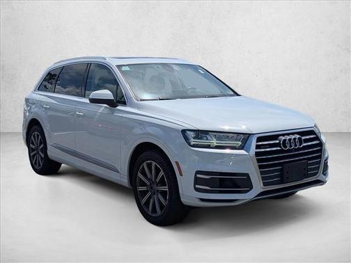 Glacier White Metallic 2017 Audi Q7 3.0T Premium