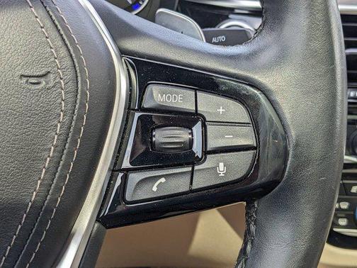 2019 BMW 530 530i