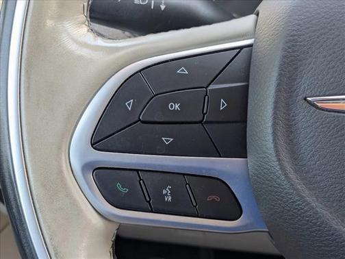 2017 Chrysler Pacifica Hybrid Platinum