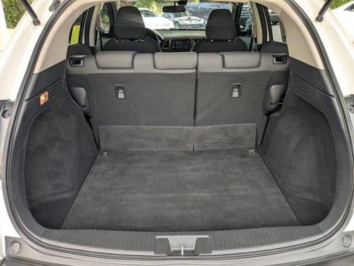 Silver/Gray 2022 Honda HR-V EX
