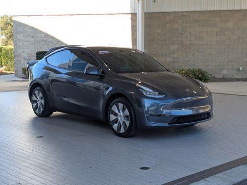 2023 Tesla Model Y Long Range Dual Motor All-Wheel Drive