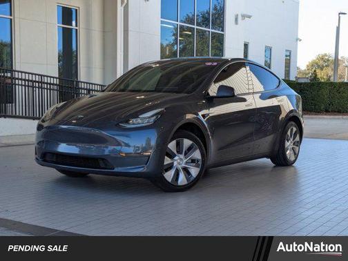 2023 Tesla Model Y Long Range Dual Motor All-Wheel Drive