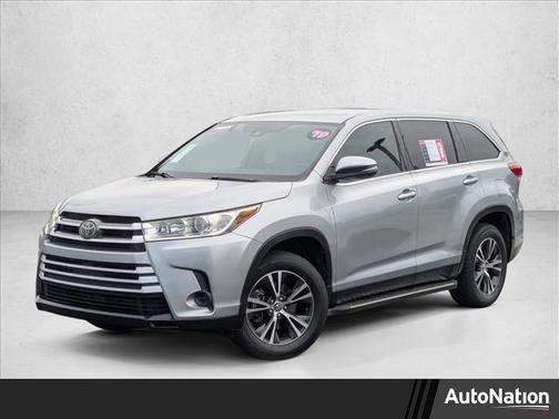 2019 Toyota Highlander LE I4