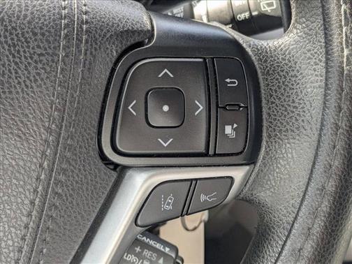 2019 Toyota Highlander LE I4