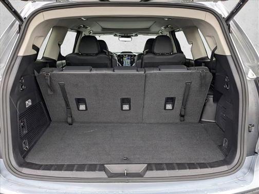 Ice Silver Metallic 2023 Subaru Ascent Touring 7-Passenger