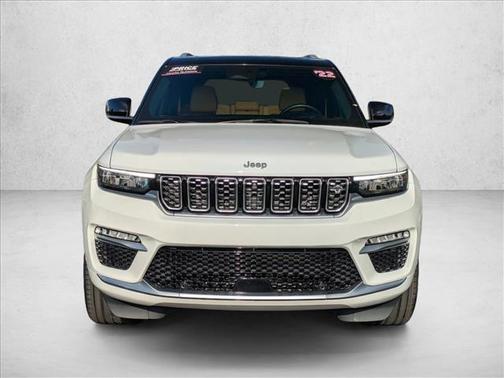 2022 Jeep Grand Cherokee Summit