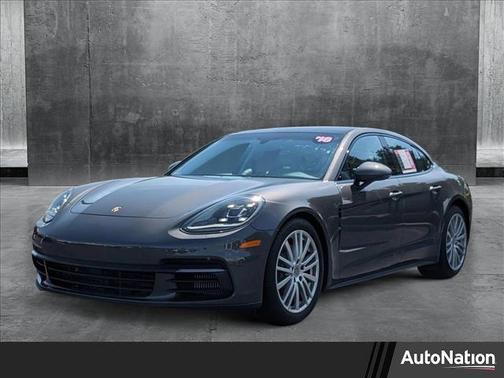 2018 Porsche Panamera 4S