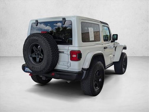 Bright White Clearcoat 2018 Jeep Wrangler Rubicon