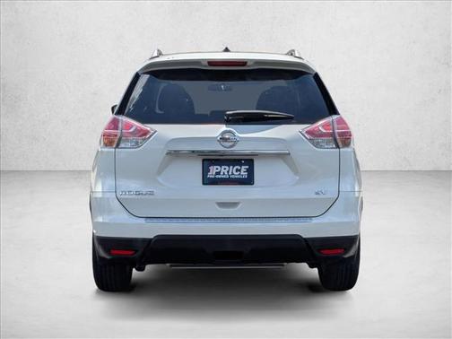 Pearl White 2015 Nissan Rogue SV