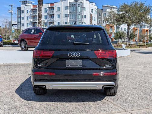 2017 Audi Q7 3.0T Premium