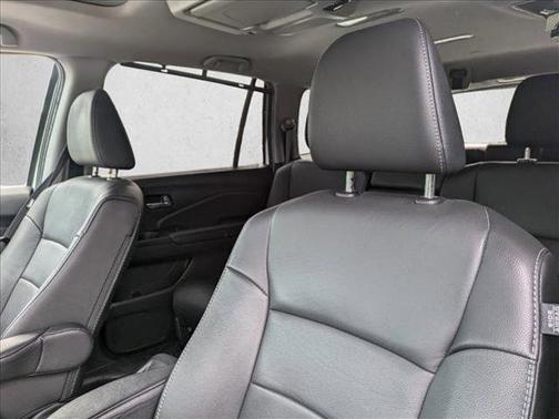 2021 Honda Pilot Touring 8-Passenger