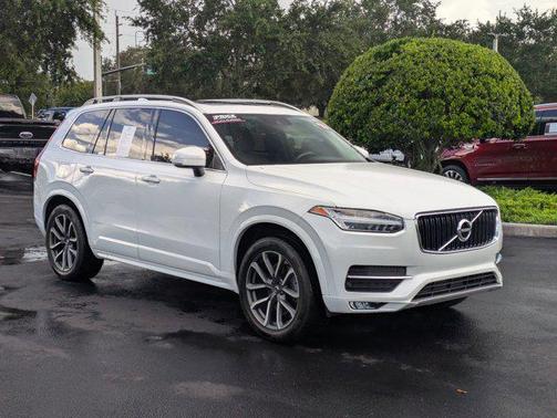 2019 Volvo XC90 T6 Momentum
