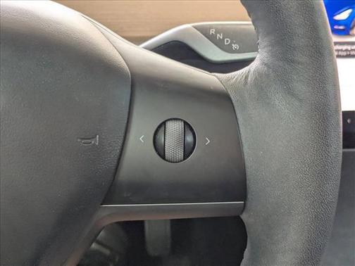 Deep Blue Metallic 2022 Tesla Model 3 Standard Range