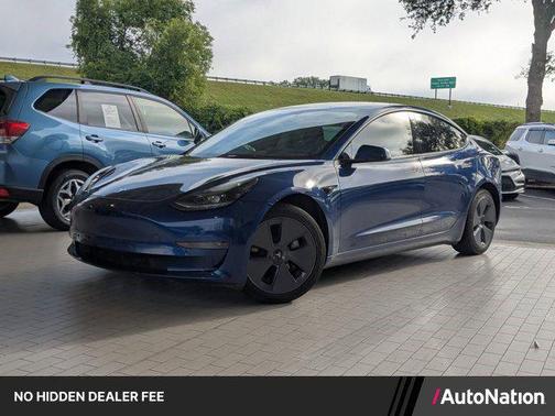 Deep Blue Metallic 2022 Tesla Model 3 Standard Range