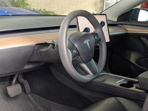 Deep Blue Metallic 2022 Tesla Model 3 Standard Range