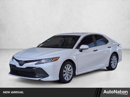 2019 Toyota Camry LE