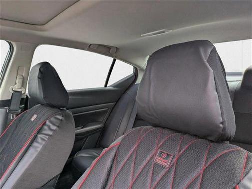 2020 Nissan Altima SR FWD