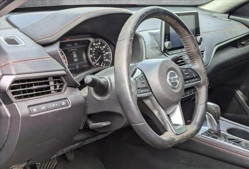 2020 Nissan Altima SR FWD