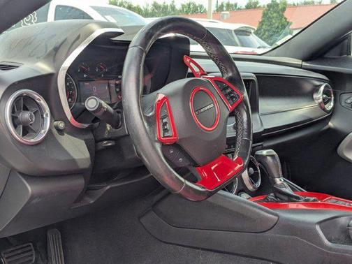 Summit White 2020 Chevrolet Camaro 1LT