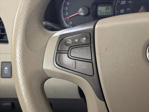 Sandy Beach Metallic 2011 Toyota Sienna LE