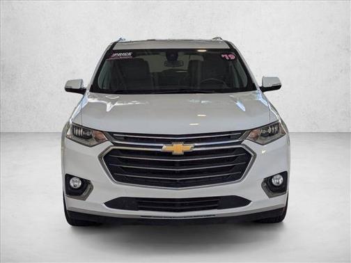 Summit White 2019 Chevrolet Traverse Premier