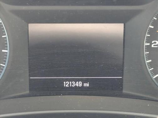Silver Ice Metallic 2022 Chevrolet Equinox LS