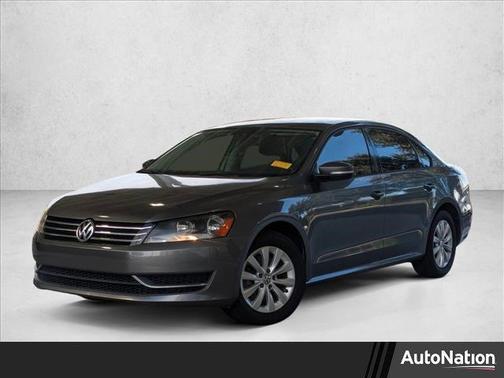2014 Volkswagen Passat 1.8T S