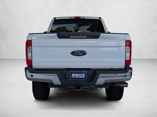 Oxford White 2018 Ford F-350 XLT