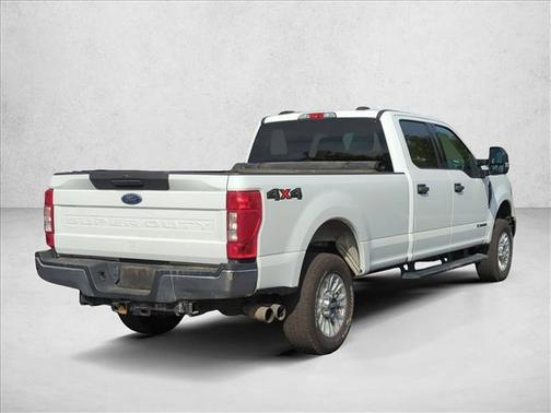 Oxford White 2022 Ford F-250 XLT