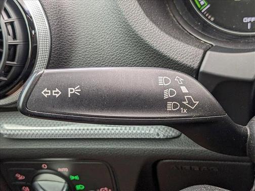 2016 Audi A3 e-tron 1.4T Tech Premium Plus