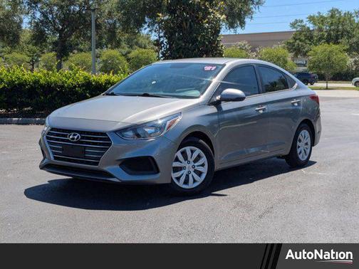 Forge Gray 2021 Hyundai Accent SE