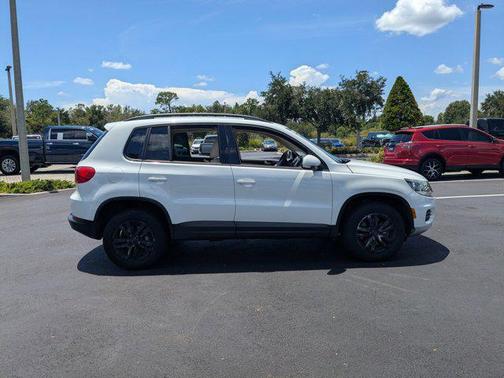 2016 Volkswagen Tiguan S