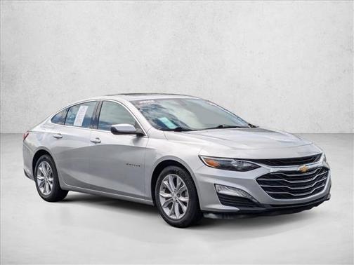 Silver Ice Metallic 2022 Chevrolet Malibu FWD LT