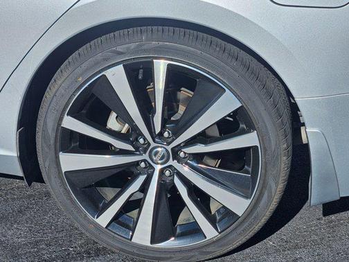 2020 Nissan Altima SR FWD