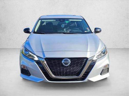 2020 Nissan Altima SR FWD
