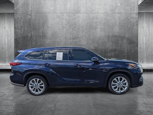 2021 Toyota Highlander L
