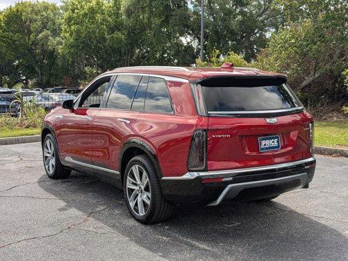 Radiant Red Tintcoat 2026 Cadillac VISTIQ Luxury
