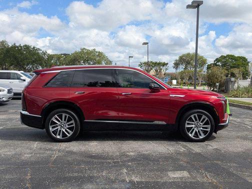 Radiant Red Tintcoat 2026 Cadillac VISTIQ Luxury