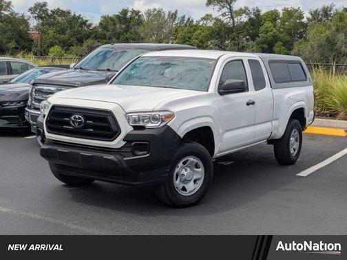 2022 Toyota Tacoma SR