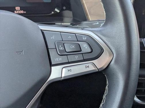 2024 Volkswagen Atlas 2.0T SE w/Technology 4MOTION