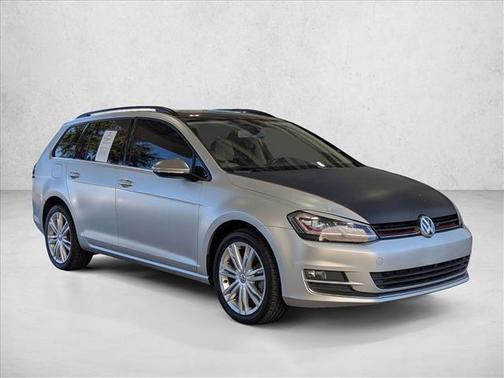 2015 Volkswagen Golf SportWagen TDI SE 4-Door