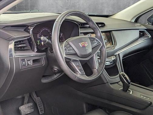 2017 Cadillac XT5 Premium Luxury