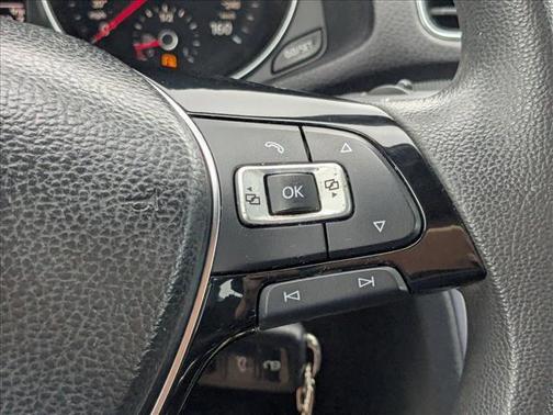 2016 Volkswagen Passat 1.8T S