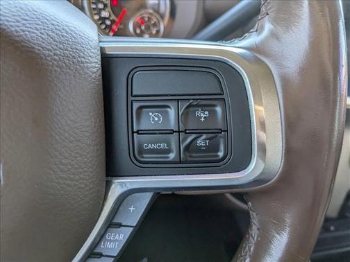 2019 RAM 2500 Laramie Crew Cab 4x4 6'4' Box