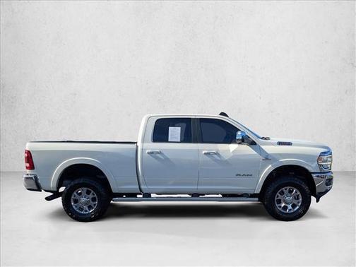 2019 RAM 2500 Laramie Crew Cab 4x4 6'4' Box