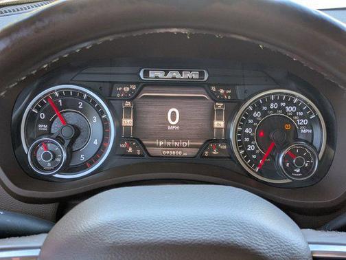 2019 RAM 2500 Laramie Crew Cab 4x4 6'4' Box